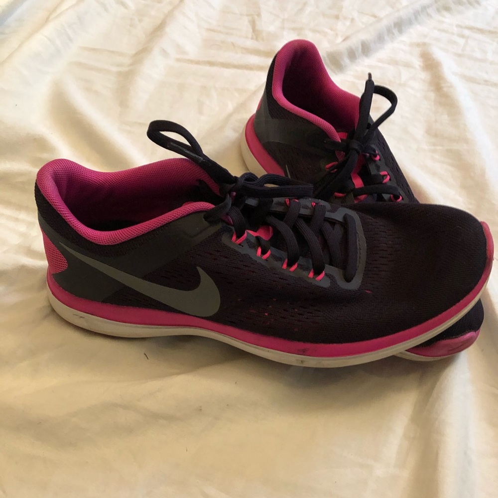 Nike shoes